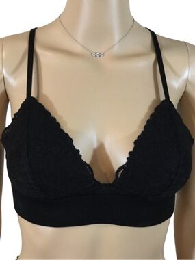 Victoria’s Secret Pink Light Lined Black Lace Bra